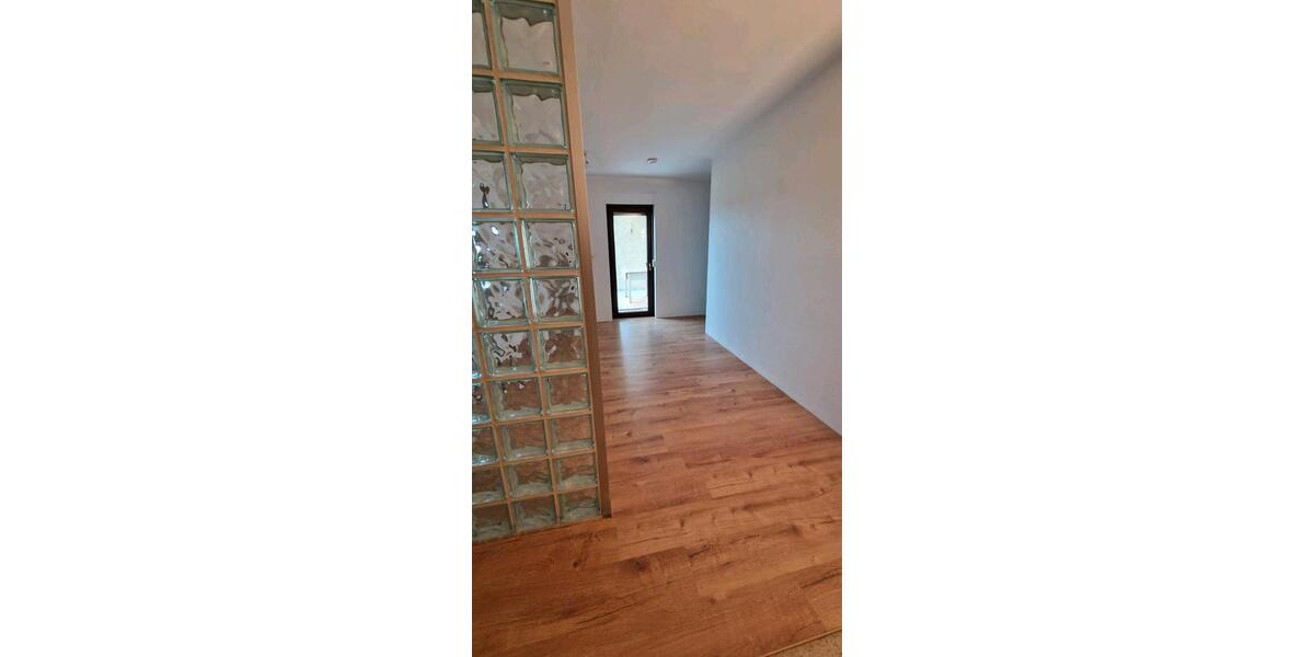 Etagenwohnung Würzburg Lengfeld - 3 Zimmer, 90 m&sup2;, 1.110&euro; | Angebot:26261892