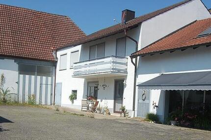 Haus Kolitzheim - 8 Zimmer, 260 m&sup2;, 749.000&euro; | Angebot:27162518