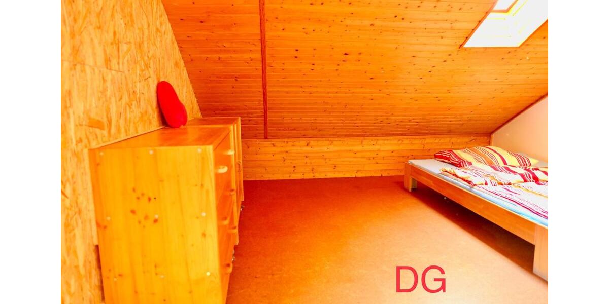 Dachgeschoßwohnung Grafenrheinfeld - 1.5 Zimmer, 45 m&sup2;, 675&euro; | Angebot:26676124