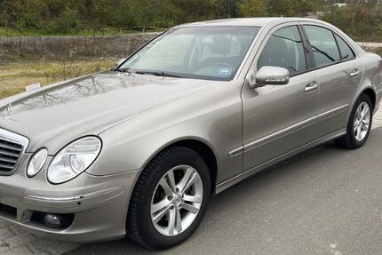 Mercedes-Benz E 280 212.161 km 7.999 &euro; Veitshöchheim 97209