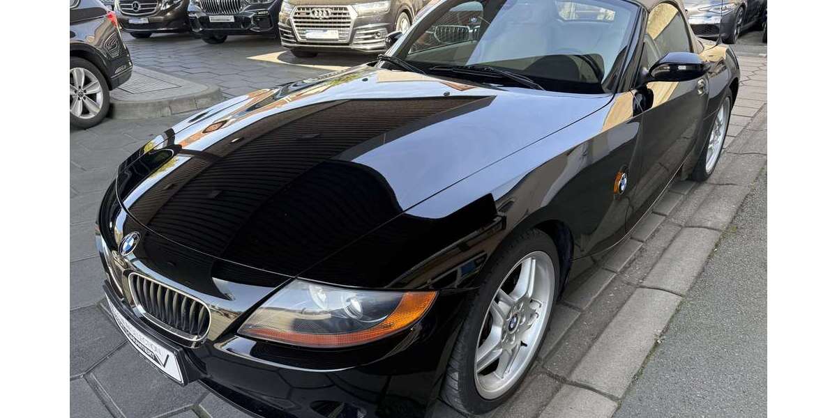 BMW Z4 92.876 km 14.950 &euro; Tauberbischofsheim 97941