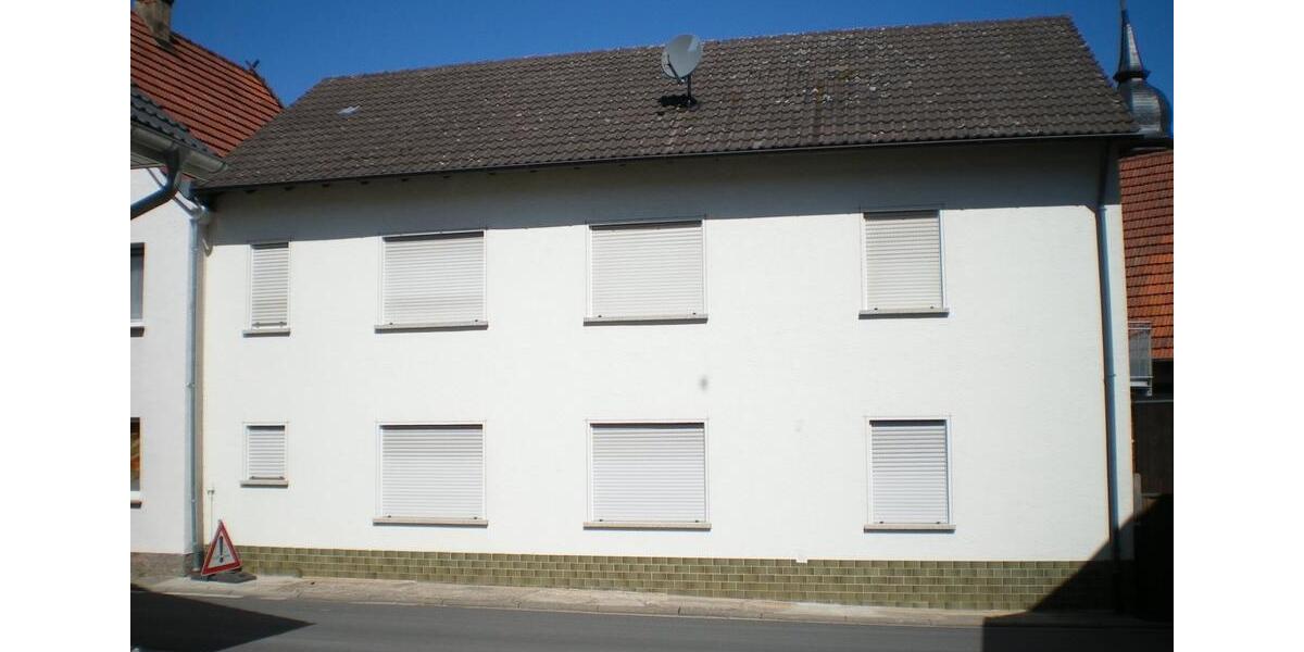 Bauernhaus, Landhaus Karsbach - 5 Zimmer, 190 m&sup2;, 950&euro; | Angebot:26306263