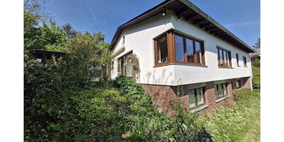 Einfamilienhaus Ochsenfurt - 8 Zimmer, 196 m&sup2;, 698.000&euro; | Angebot:25698650