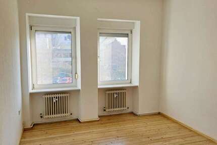 Wohnung Würzburg - 2 Zimmer, 75 m&sup2;, 890&euro; | Angebot:26757776