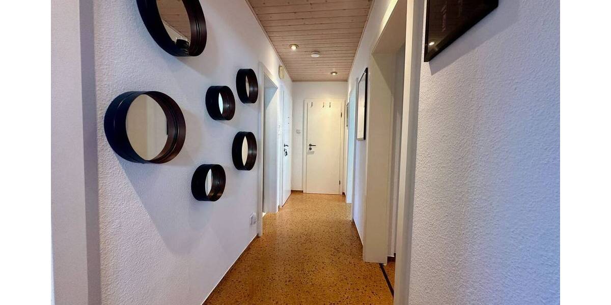 Etagenwohnung Zell am Main - 4 Zimmer, 105 m&sup2;, 350.000&euro; | Angebot:26438132