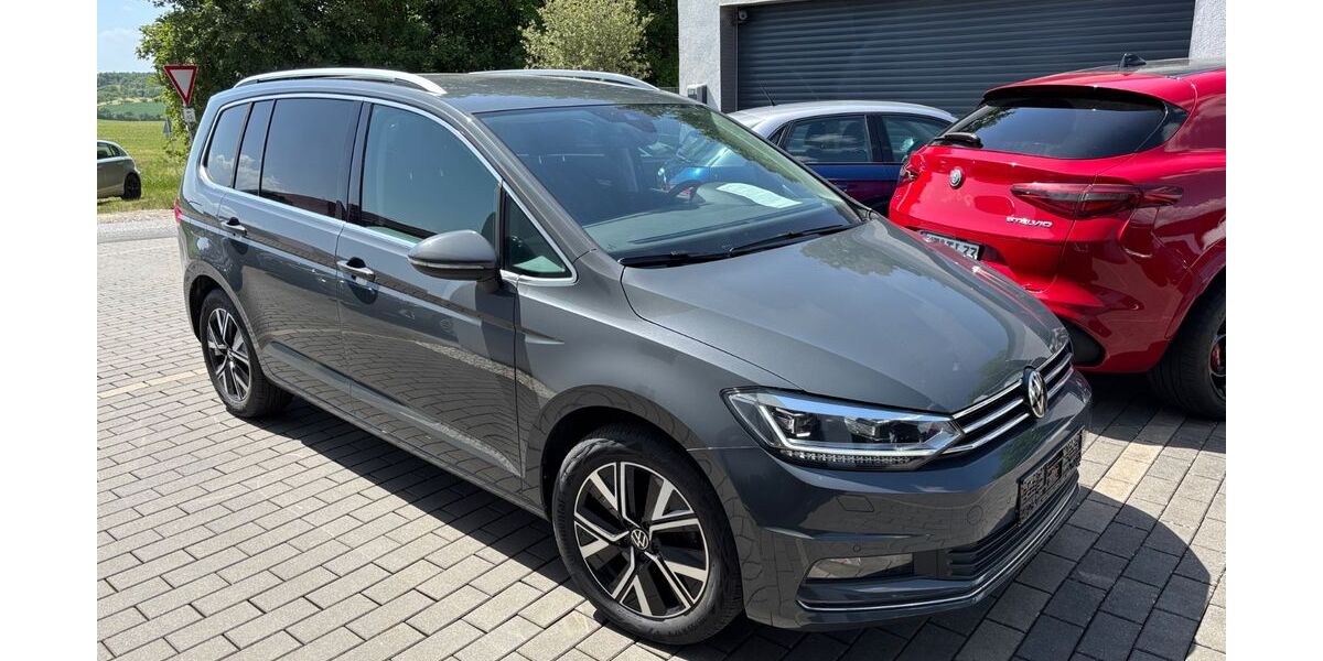 VW Touran 74.900 km 27.900 &euro; Volkach 97332