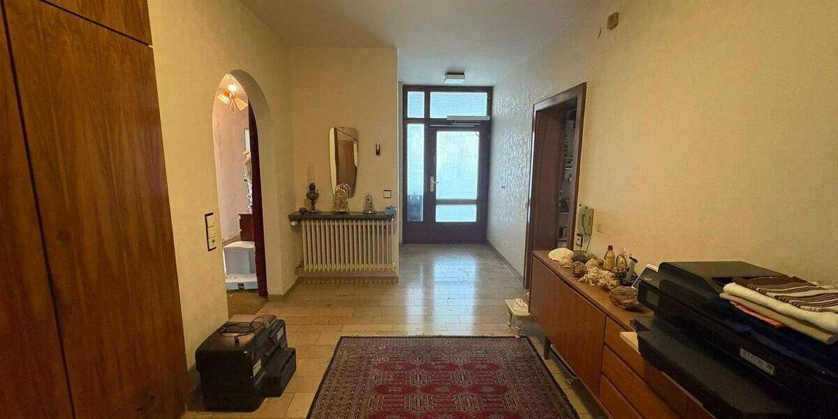 Einfamilienhaus Würzburg Frauenland - 7 Zimmer, 135 m&sup2;, 590.000&euro; | Angebot:24794484