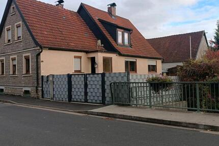 Haus Werneck - 7 Zimmer, 170 m&sup2;, 300.000&euro; | Angebot:25234419