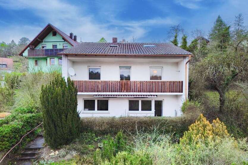 Haus zum Kaufen in Würzburg 320.000 € 108.73 m²