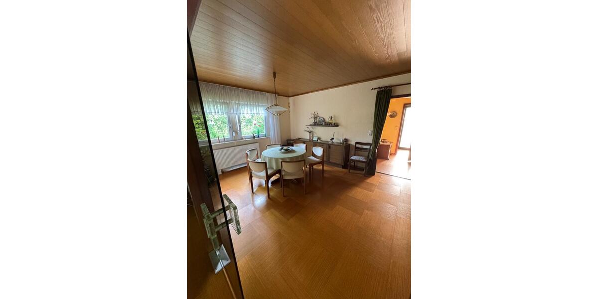 Bungalow Würzburg Heuchelhof - 5 Zimmer, 122 m&sup2;, 469.000&euro; | Angebot:26859193