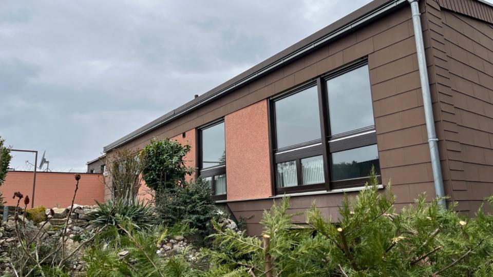 Bungalow Würzburg Dürrbachau - 7 Zimmer, 200 m&sup2;, 685.000&euro; | Angebot:26818620