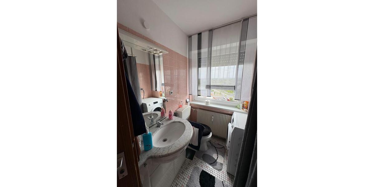 Helle 3-Zimmer-Wohnung mit Weitblick über Schweinfurt – Am Bergl 3 zimmer