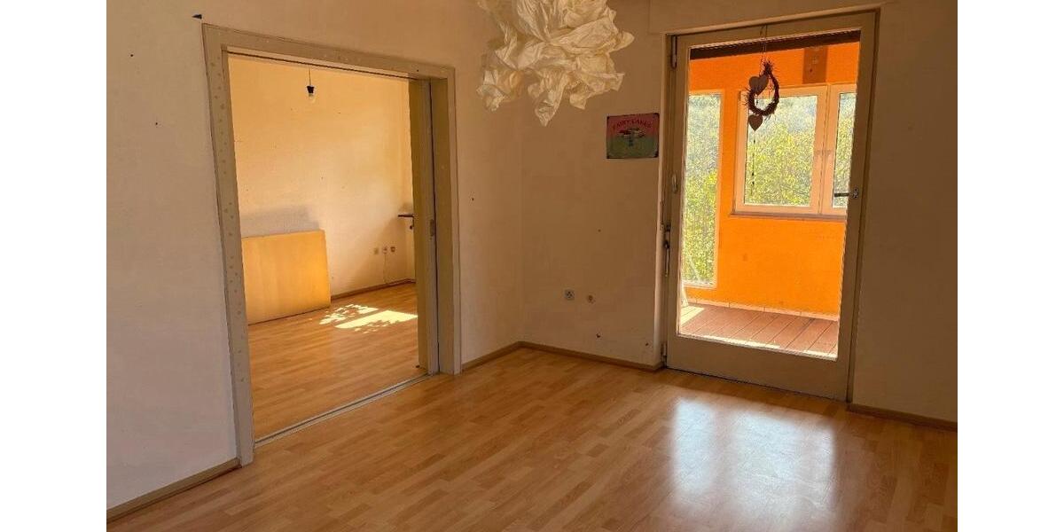 Mehrfamilienhaus, Wohnhaus Würzburg Dürrbachau - 13 Zimmer, 340 m&sup2;, 620.000&euro; | Angebot:26399413