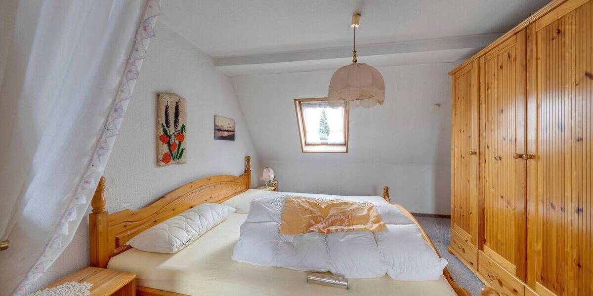 Mehrfamilienhaus, Wohnhaus Kitzingen - 6 Zimmer, 114 m&sup2;, 250.000&euro; | Angebot:26869192