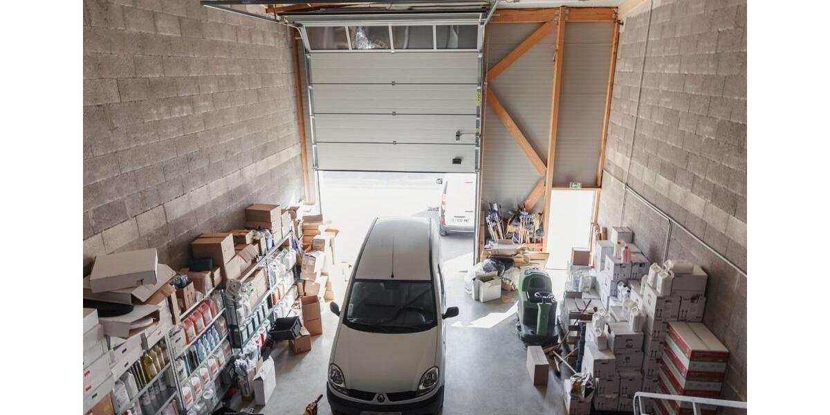 145m² Lager mit Büro | Gewerbefläche mieten in Würzburg zimmer