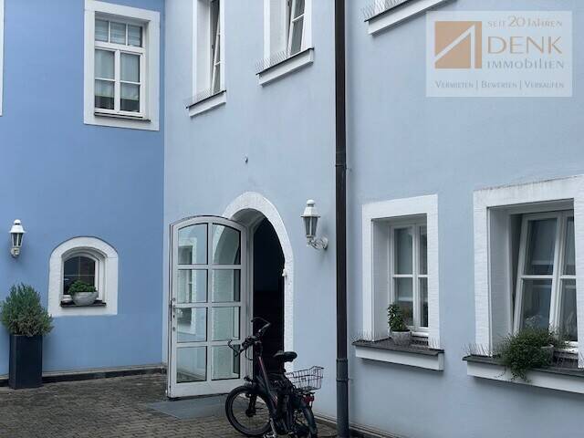 Gewerbeobjekt Kitzingen - 7 Zimmer, 112 m&sup2;, 1.120&euro; | Angebot:22467849