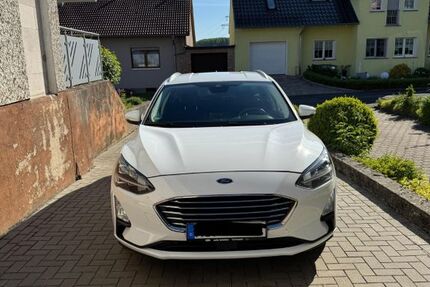 Ford Focus 68.089 km 15.999 € Steinfeld 97854