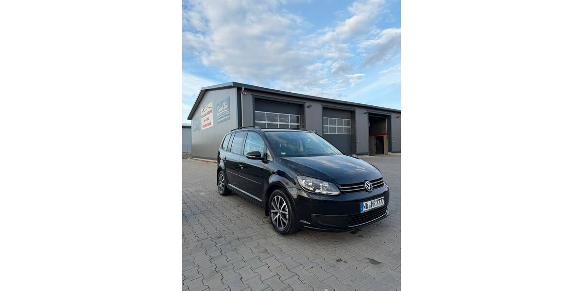 VW Touran 270.000 km 5.900 &euro; Würzburg 97084