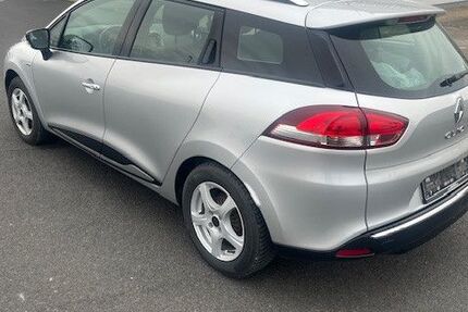 Renault Clio 114.235 km 6.600 € Kitzingen 97318
