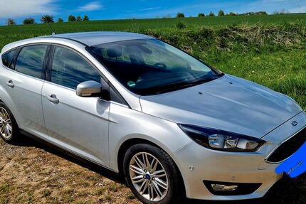 Ford Focus 88.500 km 7.799 &euro; Marktsteft 97342