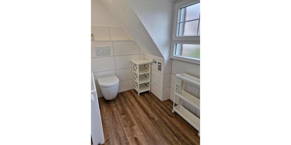 Dachgeschoßwohnung Kitzingen - 2 Zimmer, 86 m&sup2;, 1.200&euro; | Angebot:20935440