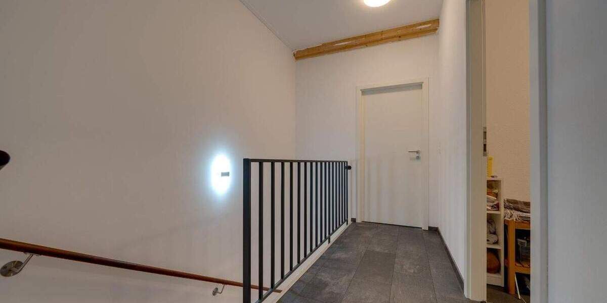 Doppelhaushälfte Zell am Main - 5 Zimmer, 145 m&sup2;, 640.000&euro; | Angebot:25747371