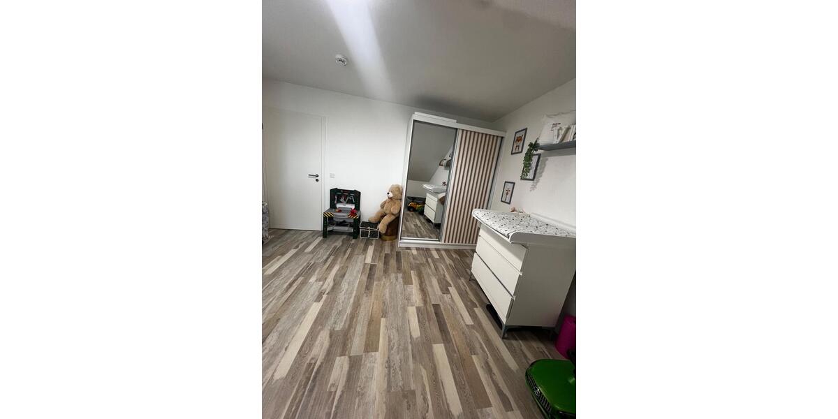 Dachgeschoßwohnung Würzburg Heuchelhof - 3 Zimmer, 89 m&sup2;, 339.000&euro; | Angebot:26623111