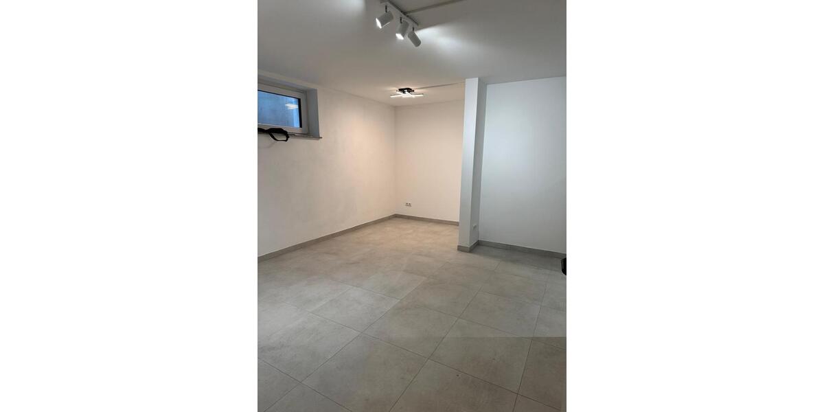 Etagenwohnung Würzburg Heuchelhof - 1 Zimmer, 35 m&sup2;, 650&euro; | Angebot:26578628