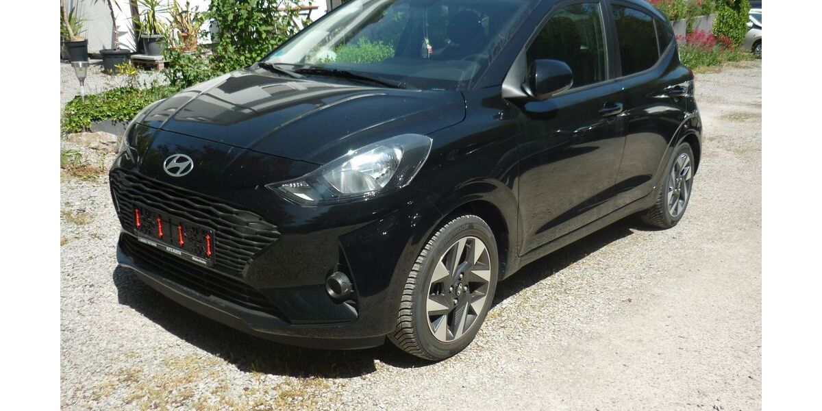 Hyundai i10 14.000 km 14.500 &euro; Estenfeld bei Würzburg 97230
