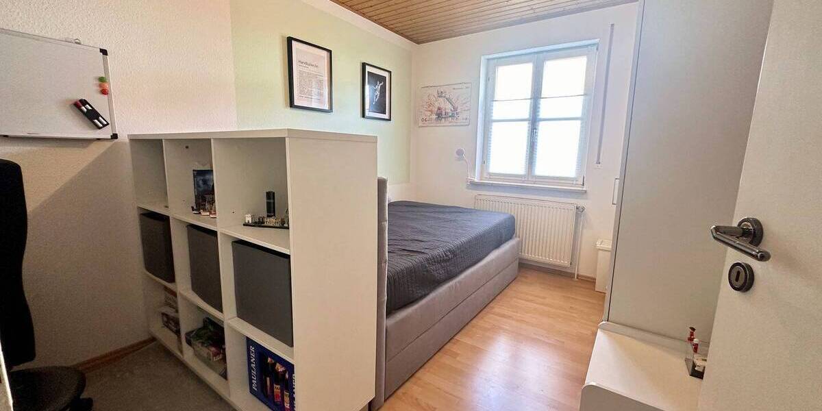 Etagenwohnung Zell am Main - 4 Zimmer, 105 m&sup2;, 350.000&euro; | Angebot:26438132