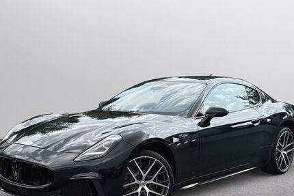 Maserati Granturismo 11.500 km 176.900 &euro; Kürnach 97273