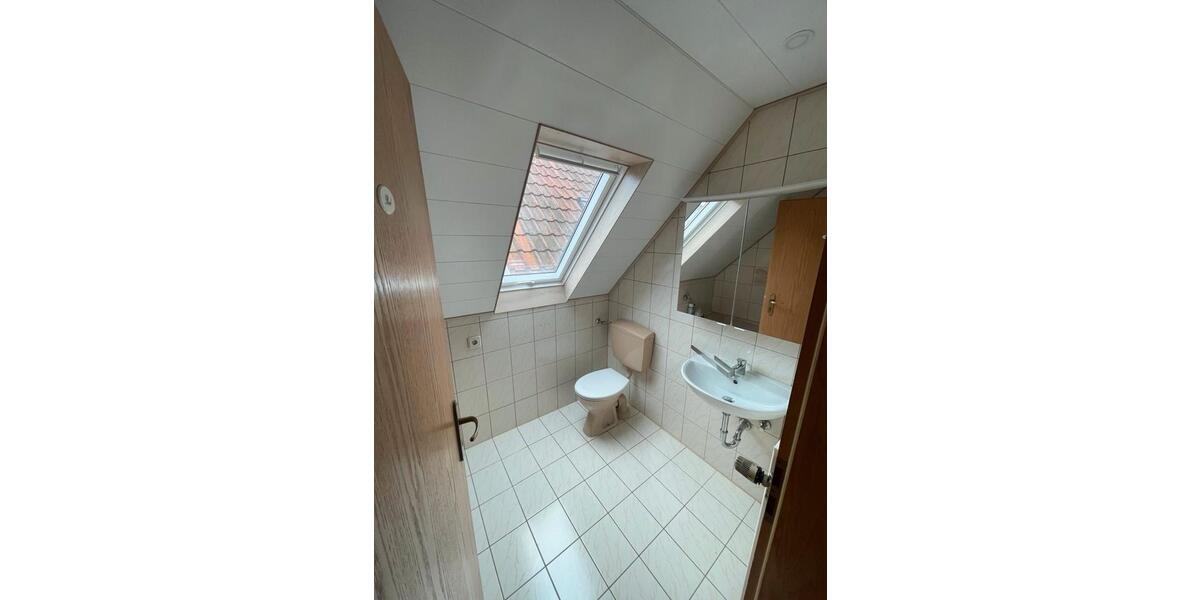 Dachgeschoßwohnung Wiesentheid - 1 Zimmer, 42 m&sup2;, 505&euro; | Angebot:26678744