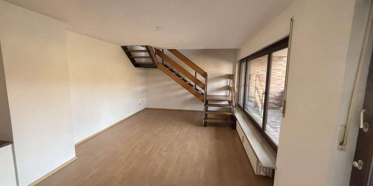Etagenwohnung Randersacker - 4 Zimmer, 117 m&sup2;, 850&euro; | Angebot:25429437