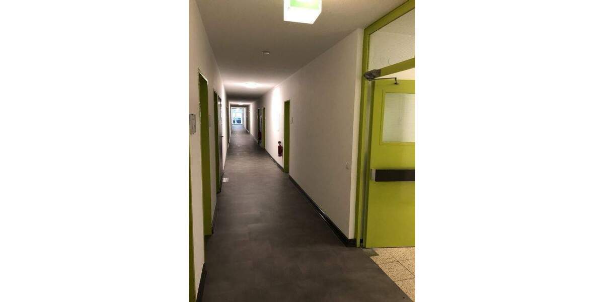 Gewerbeobjekt Giebelstadt - 1 Zimmer, 30 m&sup2;, 345&euro; | Angebot:25700094