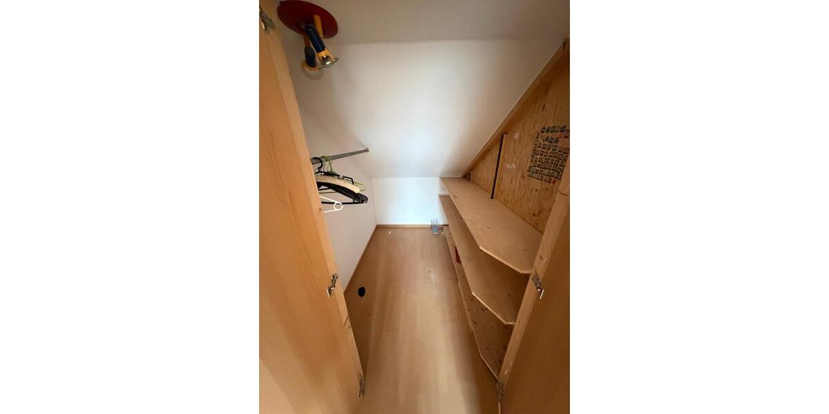 Dachgeschoss Wohnung 2 zimmer