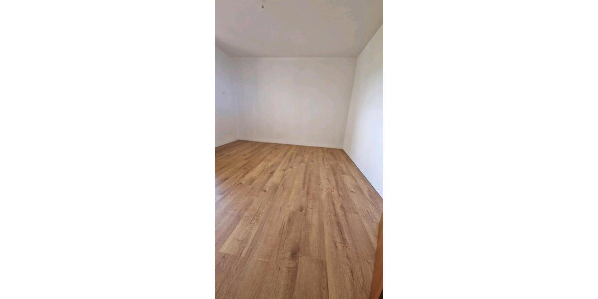 Etagenwohnung Würzburg Lengfeld - 3 Zimmer, 90 m&sup2;, 1.110&euro; | Angebot:26261892