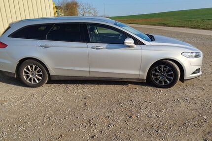 Ford Mondeo 49.950 km 15.900 &euro; Zeuzleben 97440