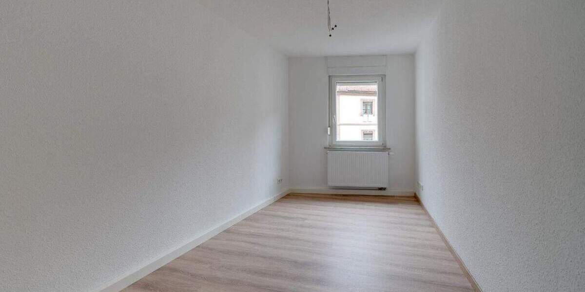 Etagenwohnung Würzburg Altstadt - 4 Zimmer, 89 m&sup2;, 1.150&euro; | Angebot:24974771