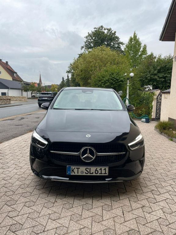 Mercedes-Benz B 200 3.000 km 34.900 € Rödelsee 97348