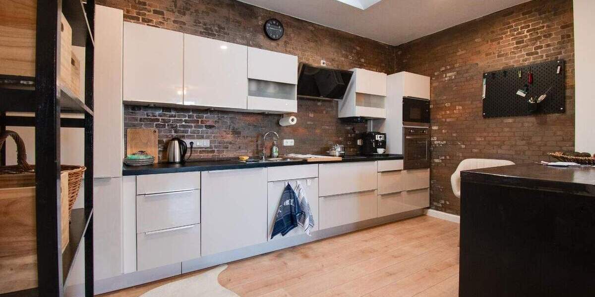 Etagenwohnung Kitzingen - 2 Zimmer, 96 m&sup2;, 920&euro; | Angebot:24801542