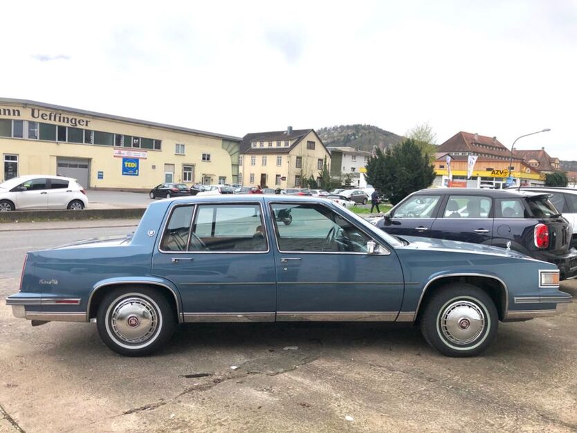 Cadillac Deville 225.000 km 8.900 € Wertheim am Main 97877