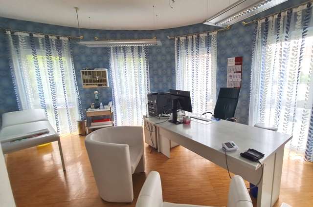 Büro in Bad Mergentheim 2.000 € 213 m²