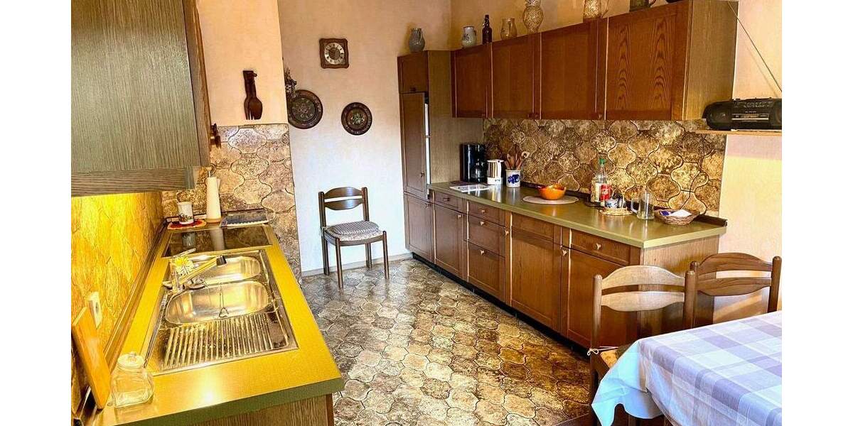 Einfamilienhaus Frickenhausen - 5 Zimmer, 150 m&sup2;, 1.150&euro; | Angebot:24992587