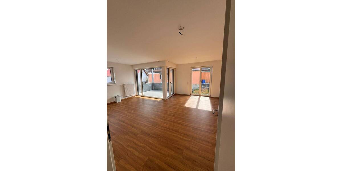 Etagenwohnung Reichenberg - 2 Zimmer, 70 m&sup2;, 589&euro; | Angebot:26043472