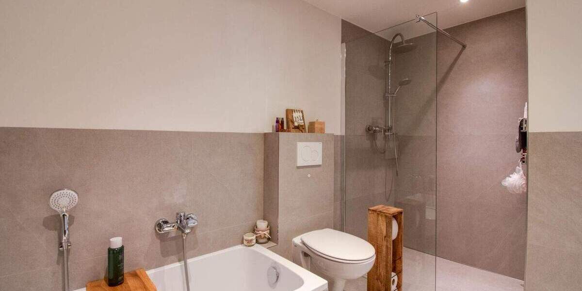 Etagenwohnung Randersacker - 2 Zimmer, 85 m&sup2;, 990&euro; | Angebot:25802489