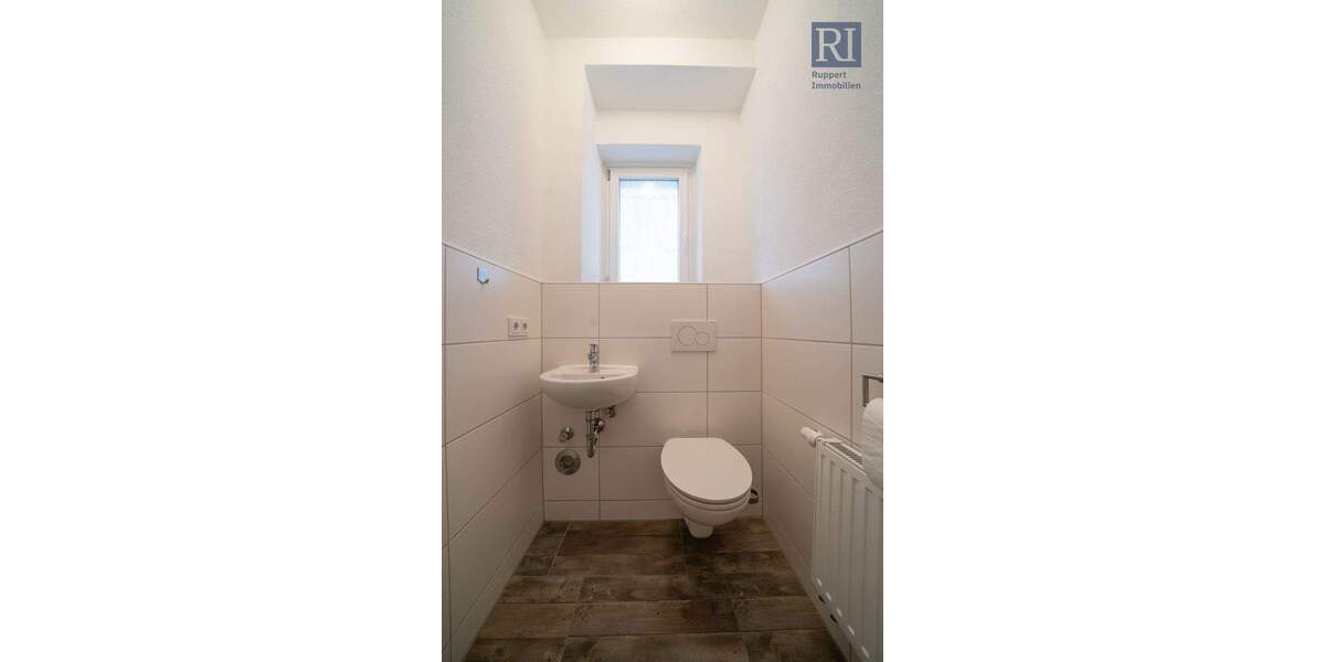 Etagenwohnung Würzburg Sanderau - 3 Zimmer, 94 m&sup2;, 425.000&euro; | Angebot:25773120