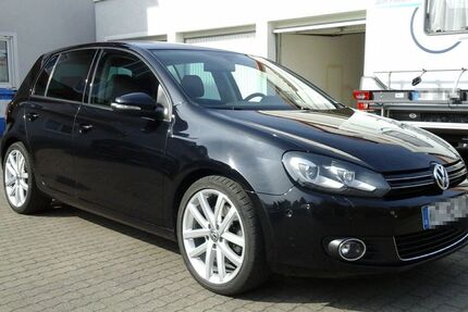 VW Golf 124.000 km 6.999 &euro; Würzburg 97084