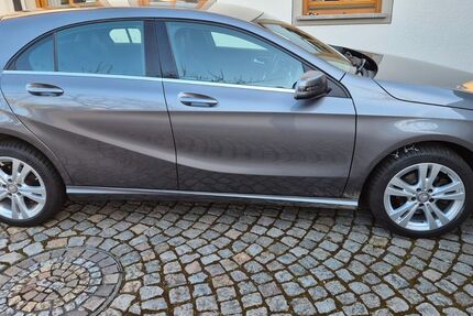 Mercedes-Benz A 160 69.130 km 13.299 &euro; Dettelbach 97337