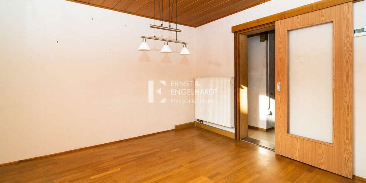 Etagenwohnung Randersacker - 3.5 Zimmer, 73 m&sup2;, 149.000&euro; | Angebot:24807289