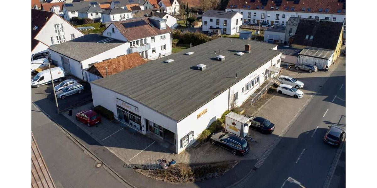 Vermietete Gewerbeimmobilie in Rottendorf zimmer